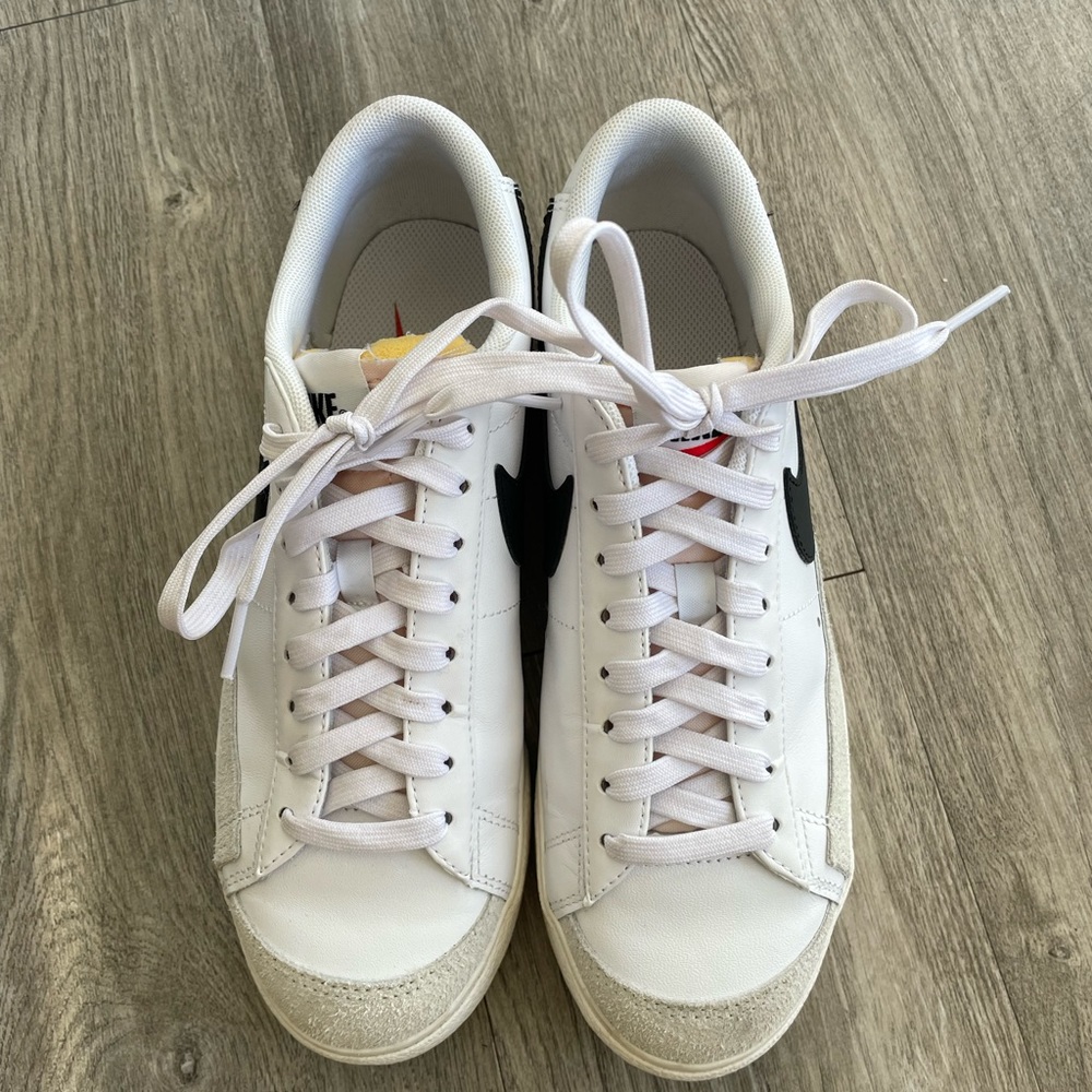 Women’s Nike Blazer